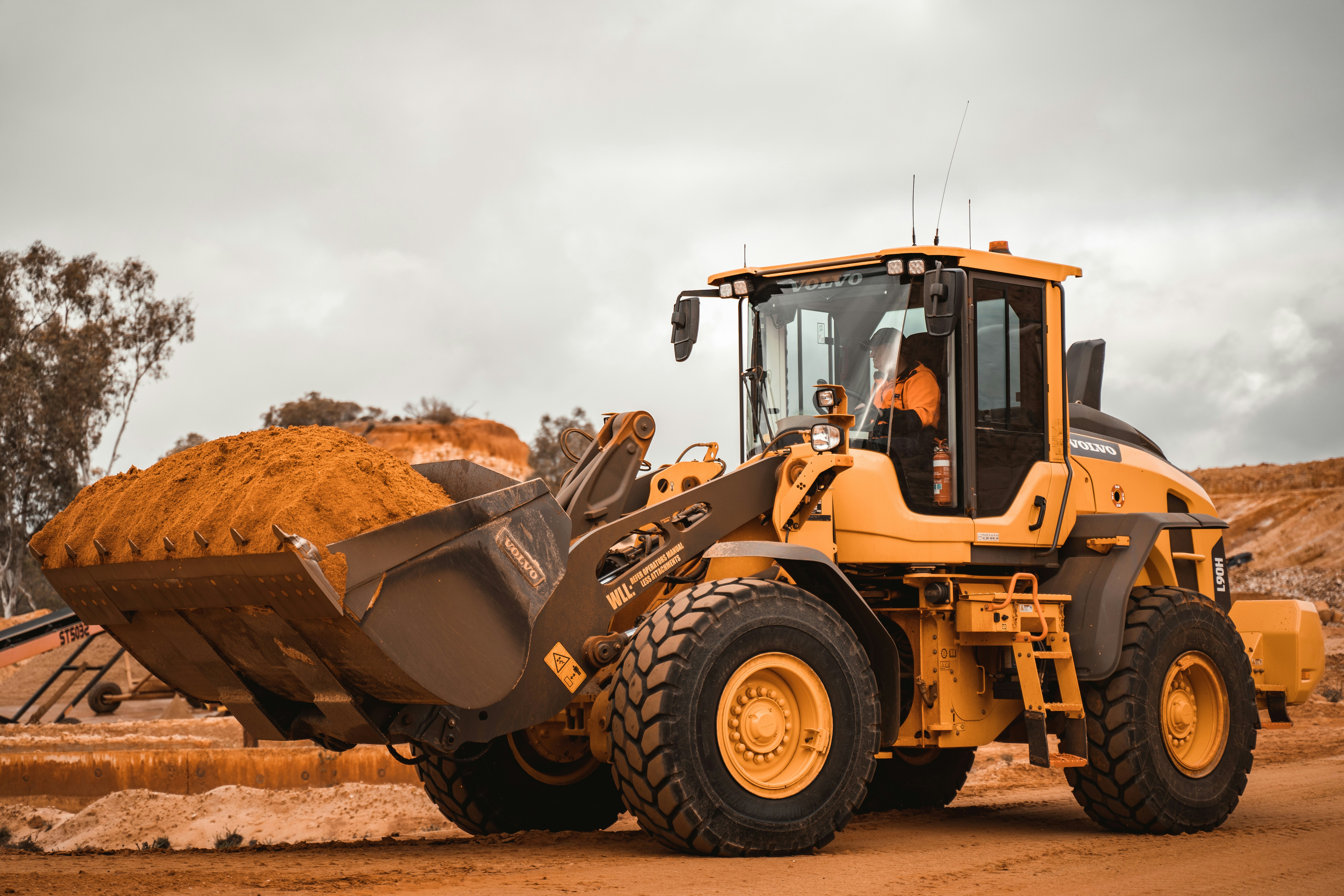 Earthmoving & Support
